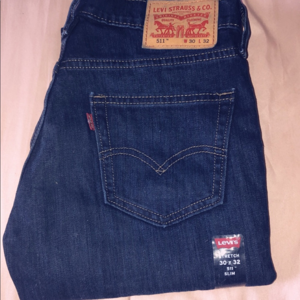 Levi’s slim fit jeans